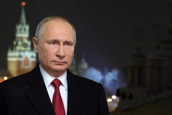 بوتين يهنئ شعبه بالعام الجديد 2024