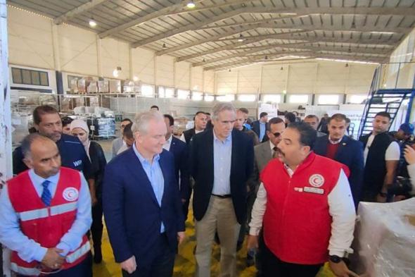 وفد الكونجرس يتفقد المساعدات الخاصة بغزة في مخازن الهلال الأحمر المصري بالعريش (صور)