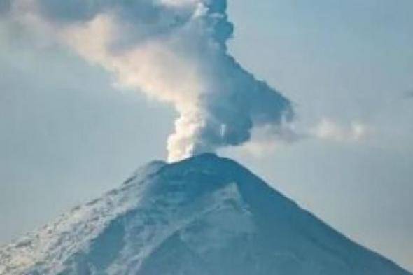 ثوران بركان فى جزيرة سووانوسيجيما جنوب غرب اليابان