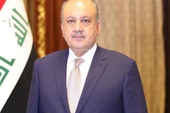 وزير الدفاع العراقي يلوح بتعليق الاتفاقية الأمنية مع إيران