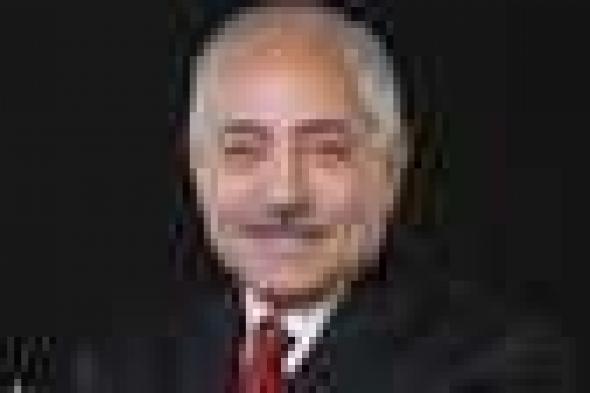 العالم اليوم - وفاة العامري فاروق.. نائب رئيس الأهلي المصري