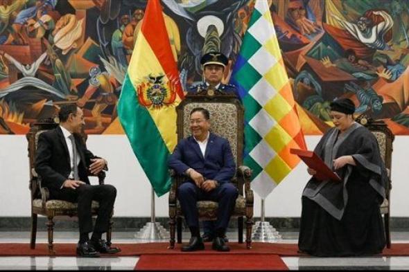 السفير المصري في بوليفيا يقدم أوراق اعتماده إلى رئيس الجمهورية