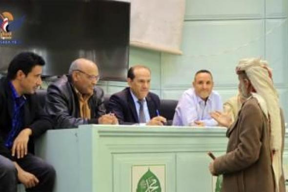 أخبار اليمن : وزير الكهرباء يستمع إلى شكاوى عدد من المواطنين