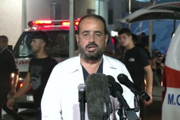 مدير مجمع الشفاء يتعرض للتعذيب بالمعتقل وعائلته تكشف التفاصيل