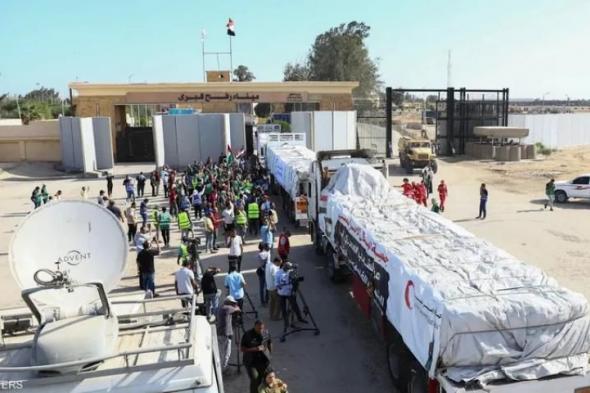 الصليب الأحمر»: الاحتلال يتعمد عرقلة دخول المساعدات إلى غزة