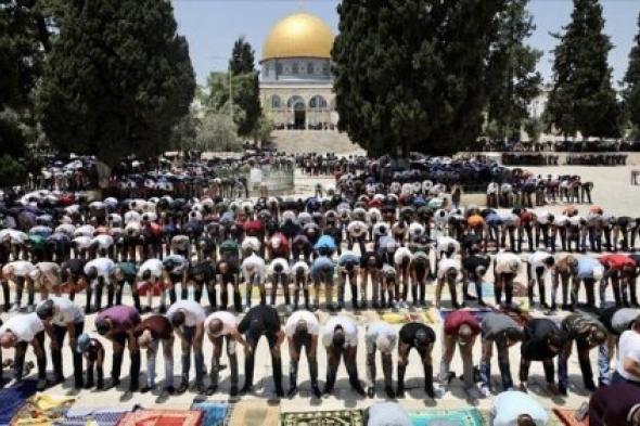 نتنياهو وافق على فرض قيود على دخول المصليين للأقصى في رمضان
