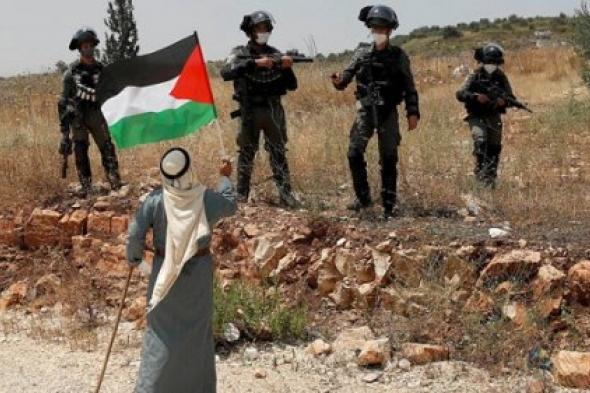أولمرت: حكومة نتنياهو تسعى لتفريغ الضفة من الفلسطينيين