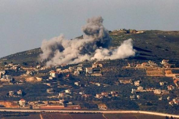 الإحتلال يشن غارة على محيط بلدة كفرا جنوبي لبنان