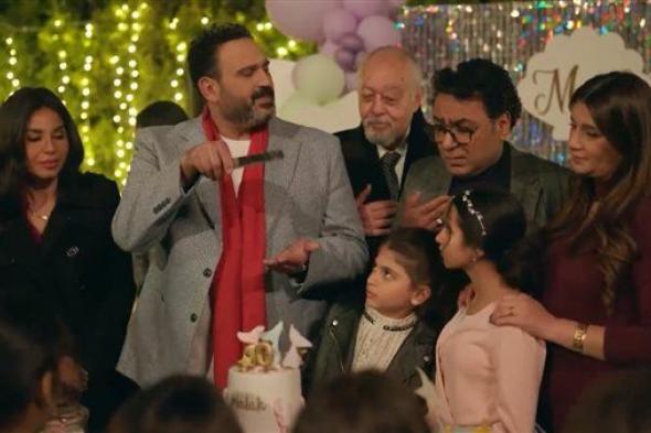 أكرم حسني يترك مهمة "أب للإيجار" ويحضر عيد ميلاد ابنته في "بابا جه"