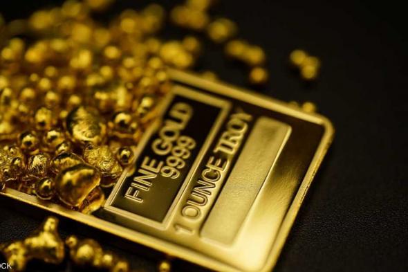 العالم اليوم - الذهب يتجه إلى تسجيل أفضل أداء شهري منذ أكثر من عام