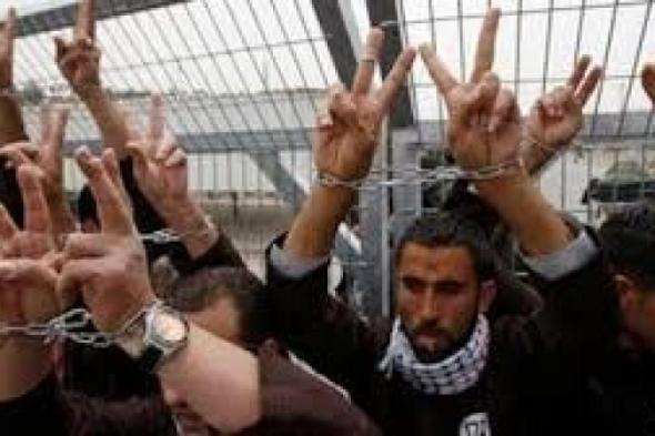 الأسرى الفلسطينيون يتلقون العلاج في رفح بعد إفراج الاحتلال عنهم