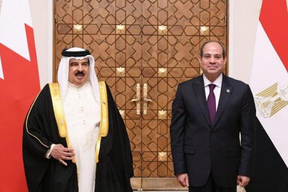 ملك البحرين: مصر مهد الأمن والأمان وموطن الخير والاستقرار وستظل السند والعون للجميع