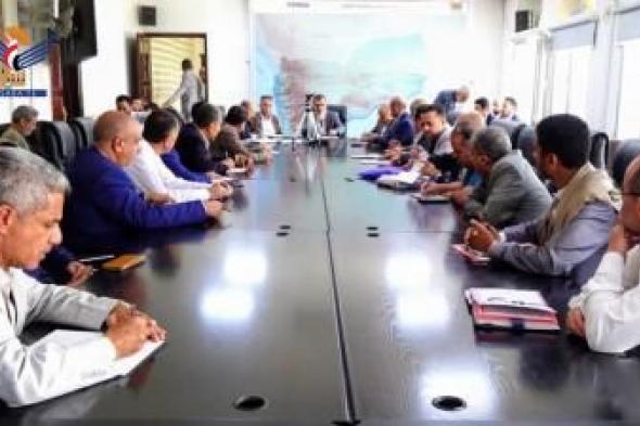 أخبار اليمن : اجتماع في صنعاء لمناقشة آلية تجويد وتحسين الخدمات الطبية