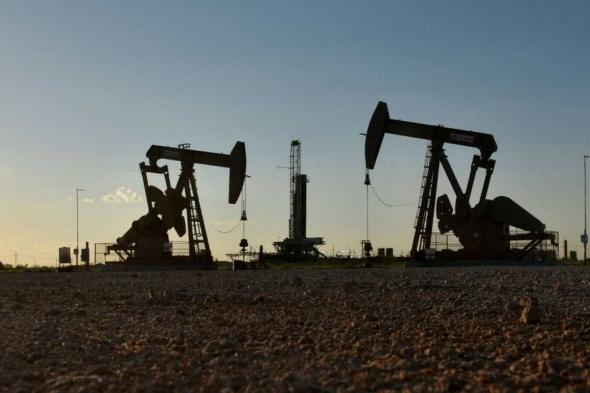 العالم اليوم - النفط يرتفع مع استمرار التركيز على المخاطر في الشرق الأوسط