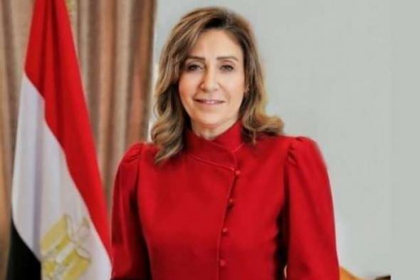 وزيرة الثقافة تعلن برنامج ”مصر ضيف شرف” معرض أبوظبي للكتاب