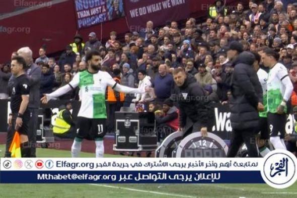 عاجل... شاهد شجار محمد صلاح مع كلوب لحظة دخوله بديلًا في مباراة ليفربول ووست هام