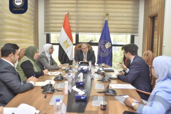 رئيس هيئة الدواء يجتمع مع مسئولي السياسات التجارية في السفارة البريطانية بمصر...