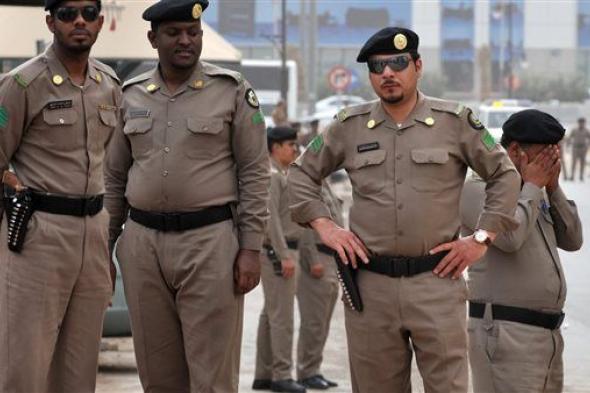 مكافحة المخدرات تقبض على مخالفين لنظام أمن الحدود بمنطقة الرياض لترويجهما مادة الحشيش المخدر