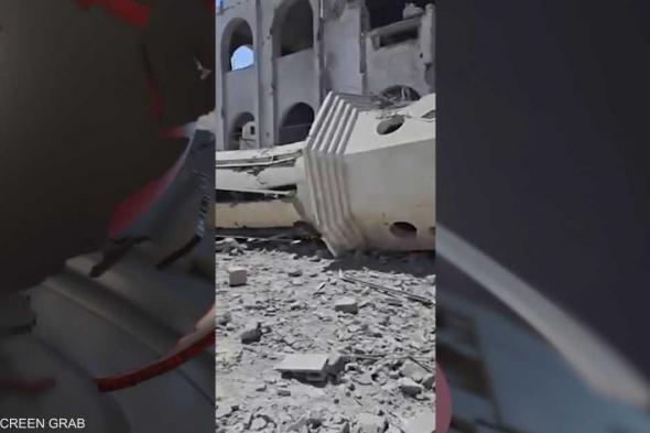 العالم اليوم - بالفيديو.. الجيش الإسرائيلي يدمر مسجد ابن تيمية في رفح