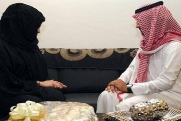 شاب سعودي خرج مع العروس بعد الملكة، دون أن يخبر أهلها، وعندما علموا حدث مالايصدقة عقل!