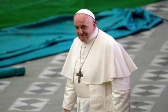 البابا فرانسيس يؤكد استعداده لتسهيل عمليات تبادل الأسرى بين روسيا وأوكرانيا