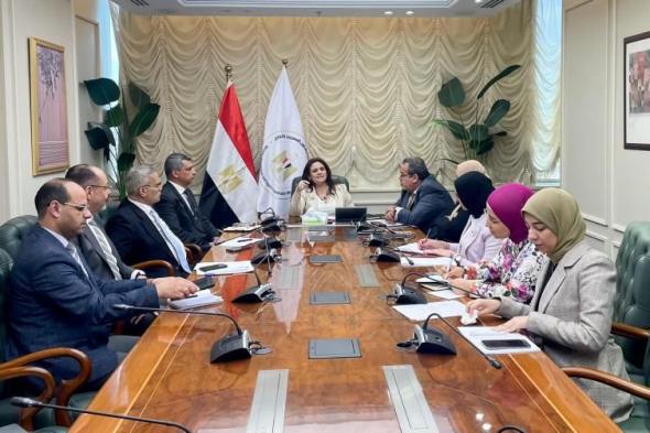 وزيرة الهجرة تُتابع الاستعدادات الجارية لانعقاد النسخة الخامسة من مؤتمر المصريين بالخارج