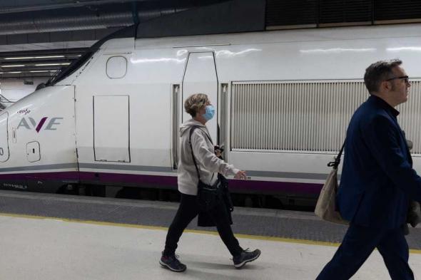 العالم اليوم - لسبب "غير متوقع".. تعطل حركة القطارات في برشلونة