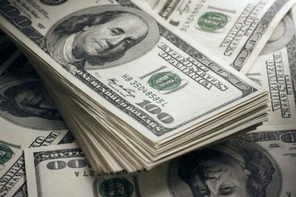 الدولار يهدد الدينار العراقي: بغداد تخضع بينما تقاوم أربيل!