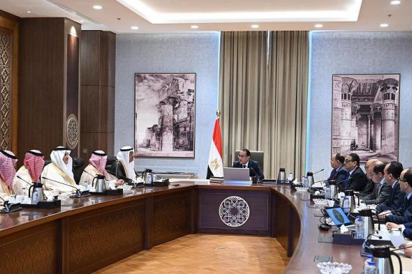 مصر تجري مفاوضات مع مسئولين سعوديين لضخ استثمارات جديدة في…