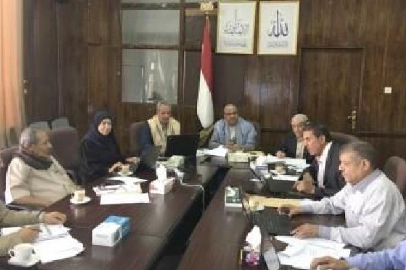 أخبار اليمن : إحالة 12 متهماً في قضايا فساد إلى النيابة