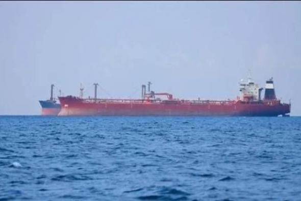 القيادة الأمريكية: أنقذنا طاقم سفينة يونانية استهدفها الحوثيون منذ 4 أيام