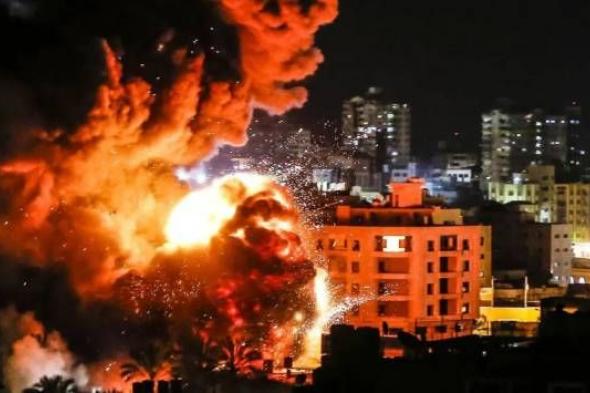 إعلام فلسطيني: طائرات الاحتلال تشن غارة عنيفة على المحافظة الوسطى وسط غزة