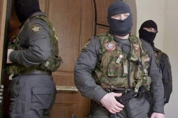 الأمن الروسي يعتقل رئيس بلدية في داغستان على خلفية مشاركة أبنائه بالهجوم