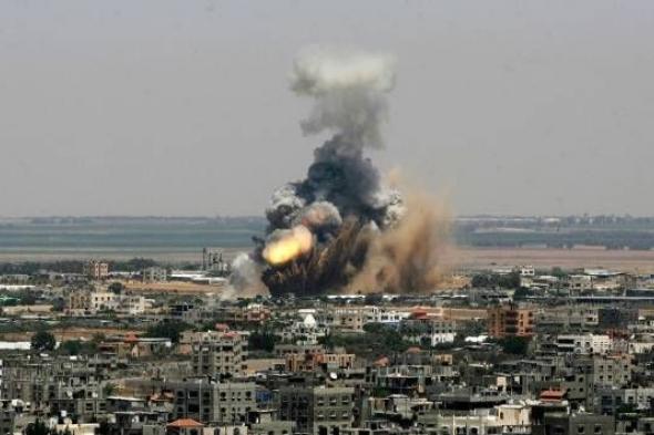 القاهرة الإخبارية: شهيد ومصابان في قصف إسرائيلي وسط قطاع غزة