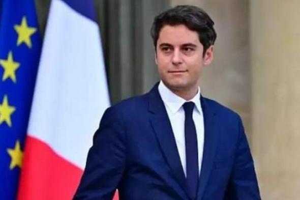 رئيس الوزراء الفرنسي: اليمين المتطرف بات على أبواب السلطة