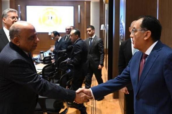 لقطات من أول اجتماع للحكومة الجديدة برئاسة مصطفى مدبولي «صور»