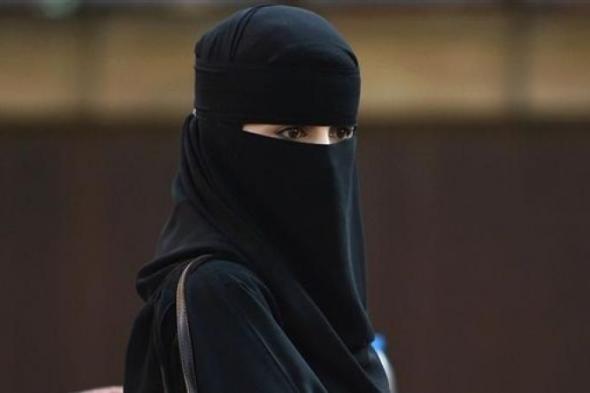 بعد يوم من وفاة زوجها.."امرأة سعودية" تصاب بصدمة نفسية بسبب ما وجدته بمكان عمله ..اتفرج