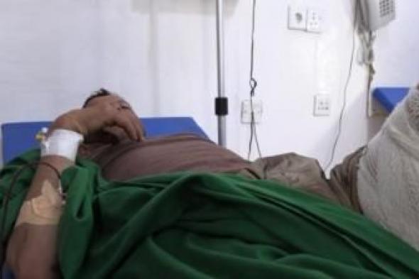 أخبار اليمن : شهيد وجريح بقذيفة للمرتزقة في الشقب بتعز