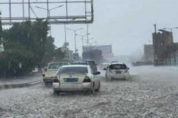 أخبار اليمن : شرطة المرور تدعو السائقين إلى القيادة بحذر