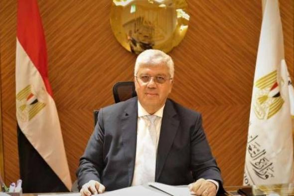 وزير التعليم العالي يبحث سُبل التعاون المُشترك مع بنك المعرفة المصري